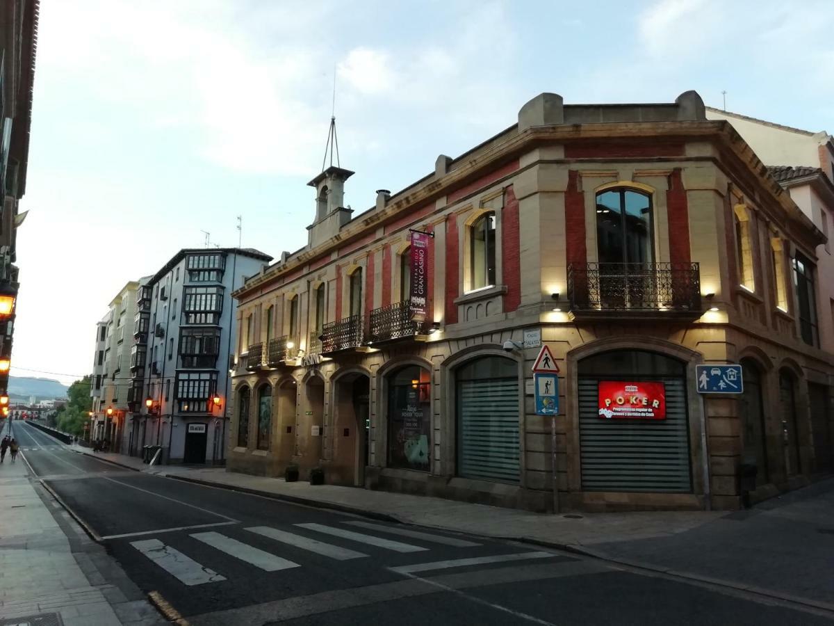 Apartamento Turistico Santiago Logrono Exterior photo